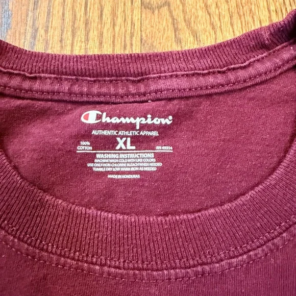 Champion Harvard University T-Shirt Graphic Logo XL Maroon Burgundy College - Picture 4 of 6